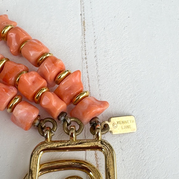 Signed Vintage Kenneth J Lane Triple Strand Faux Coral Turquoise Gold Tone - Picture 8 of 8